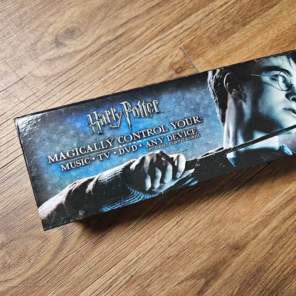 Harry Potter Remote Control Wand The Noble Collection Universal IR Remote NN8050